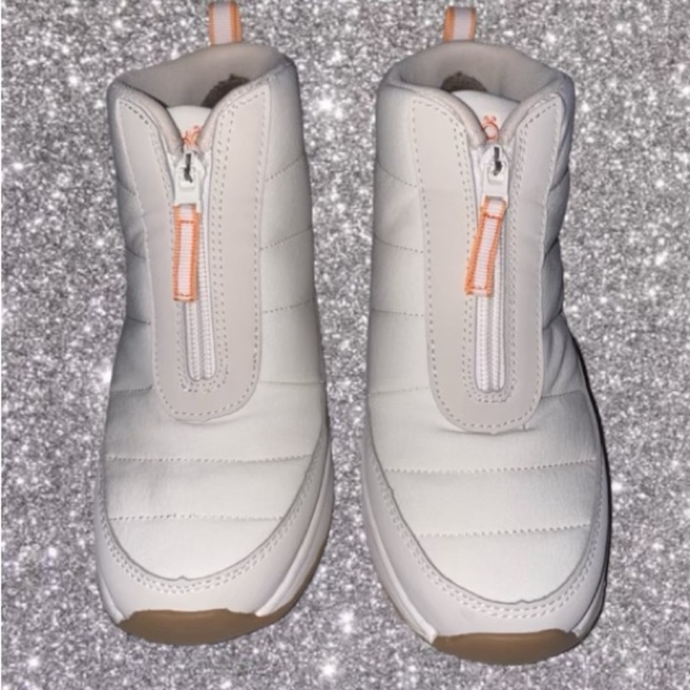 New with Box Rykä Wedge Sneaker Boots
